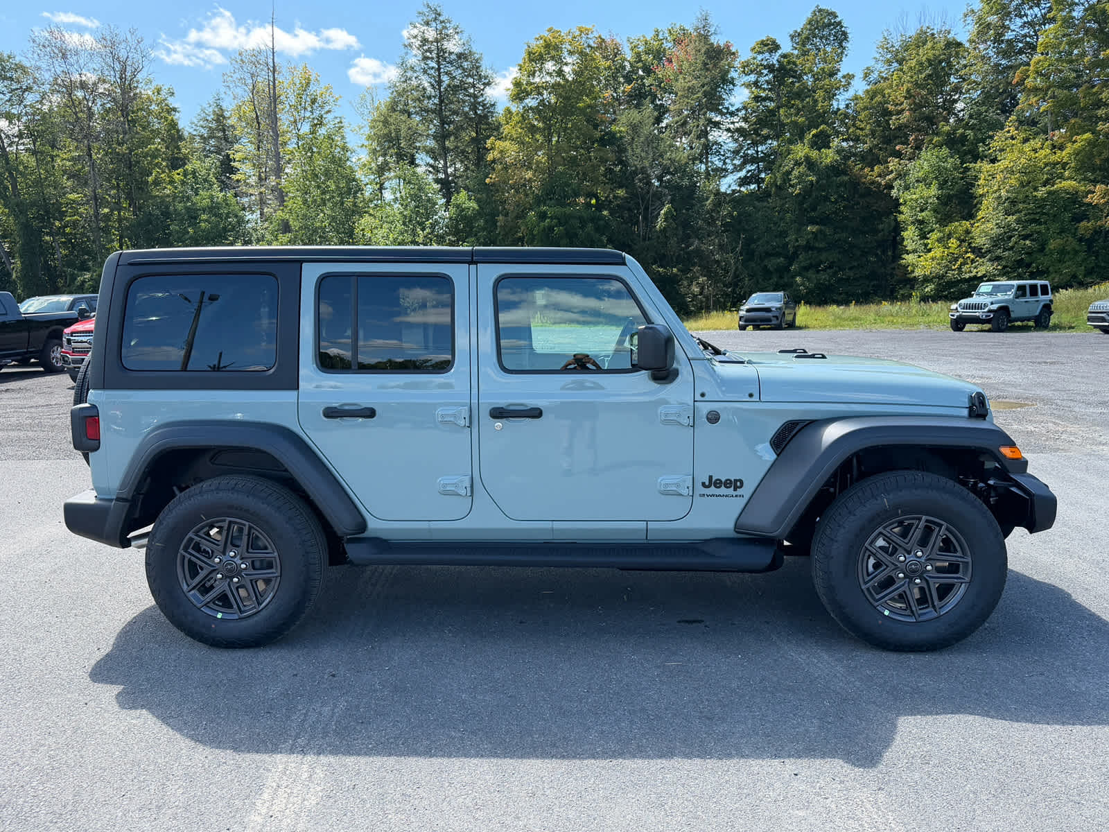 2027 Jeep Wrangler WRANGLER 4-DOOR SPORT S