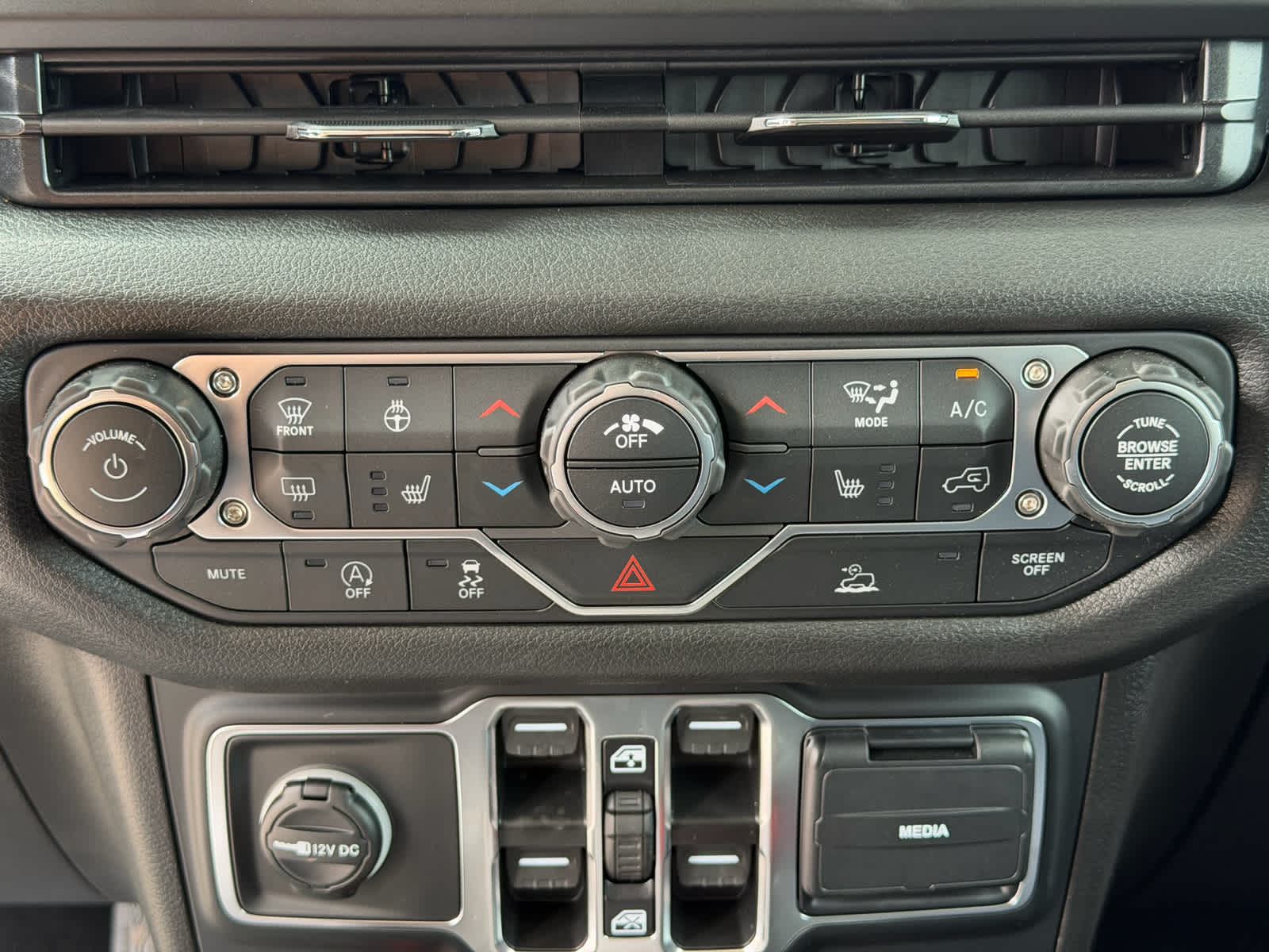 2026 Jeep Wrangler 4-Door Sport