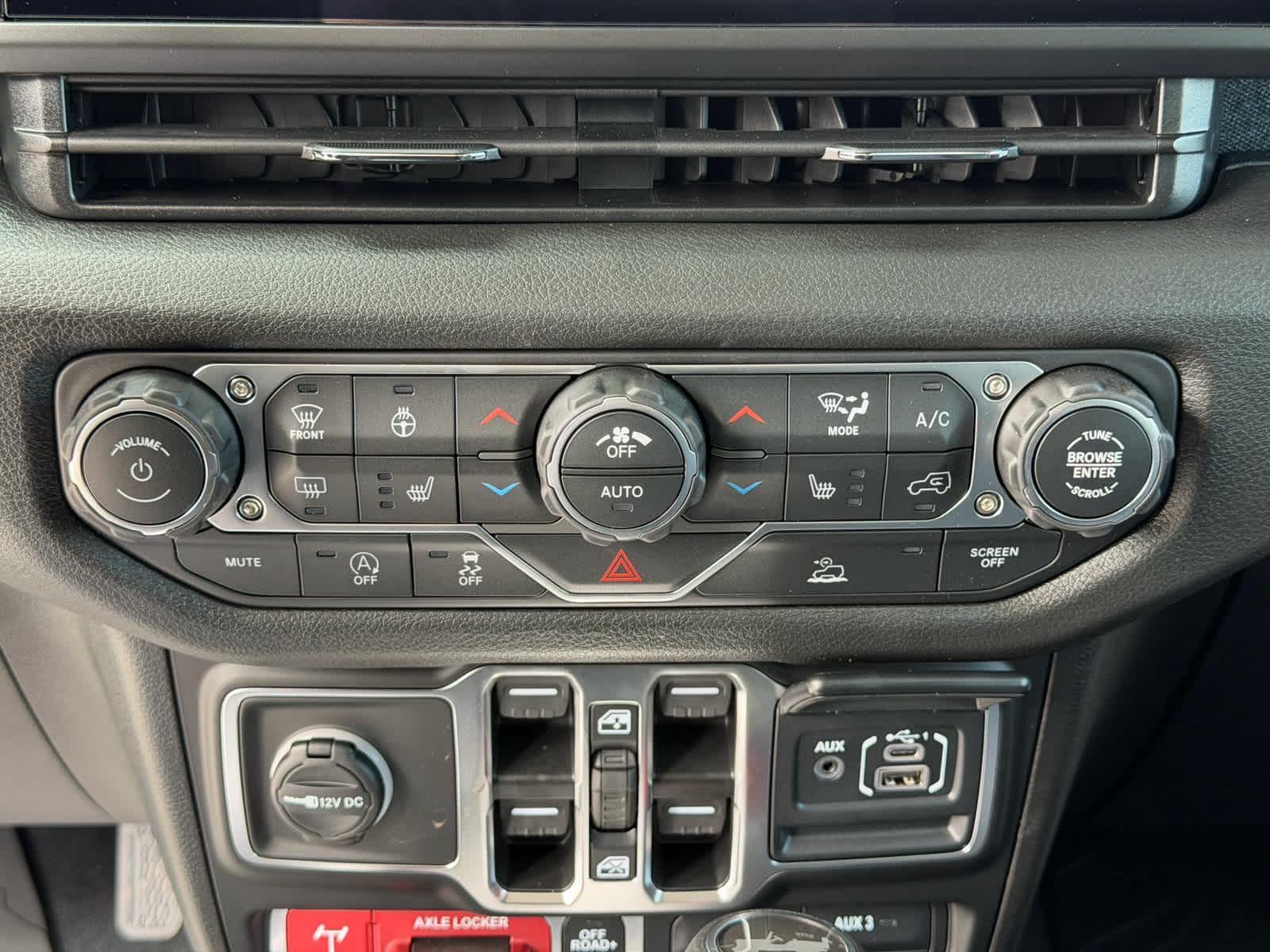2026 Jeep Wrangler 4-Door Sport