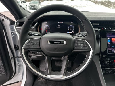 2025 Jeep Grand Cherokee GRAND CHEROKEE LAREDO X 4X4