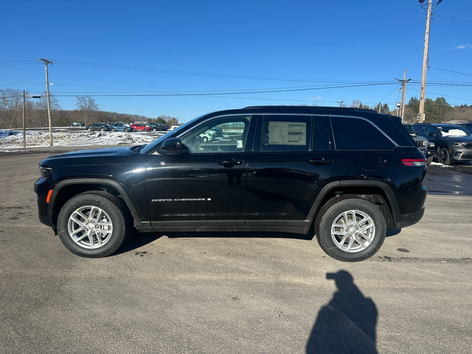 2026 Jeep Grand Cherokee GRAND CHEROKEE LAREDO X 4X4