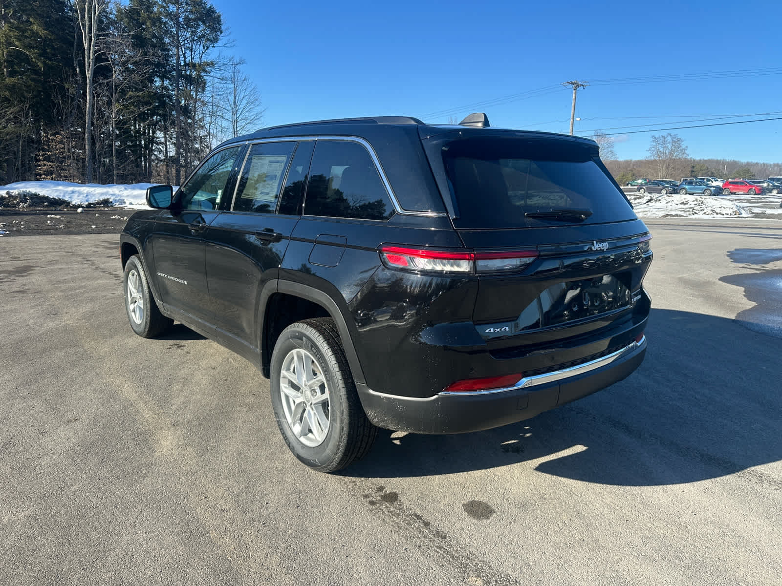 2026 Jeep Grand Cherokee GRAND CHEROKEE LAREDO X 4X4