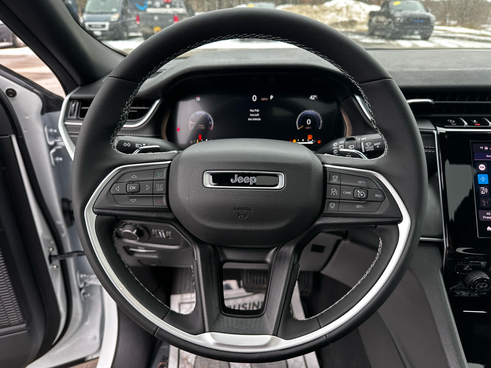 2025 Jeep Grand Cherokee GRAND CHEROKEE ALTITUDE X 4X4