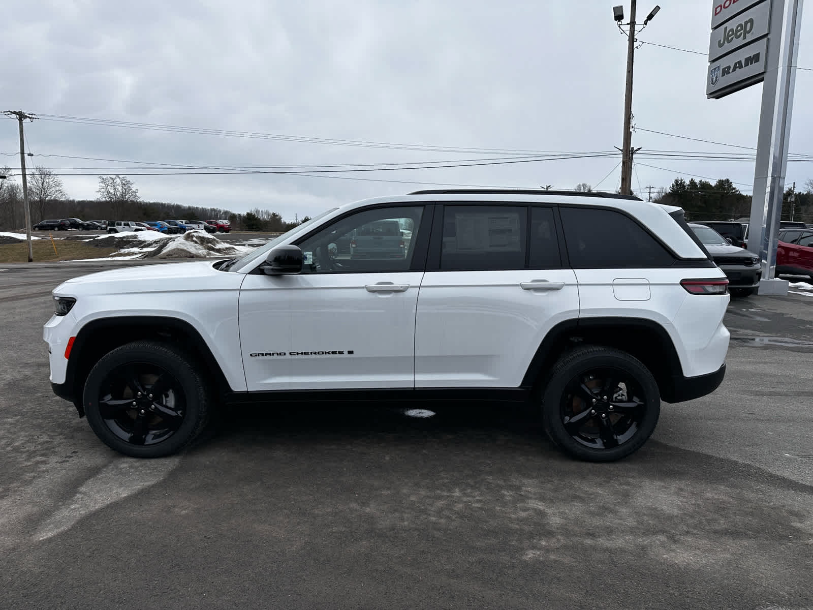2025 Jeep Grand Cherokee GRAND CHEROKEE ALTITUDE X 4X4