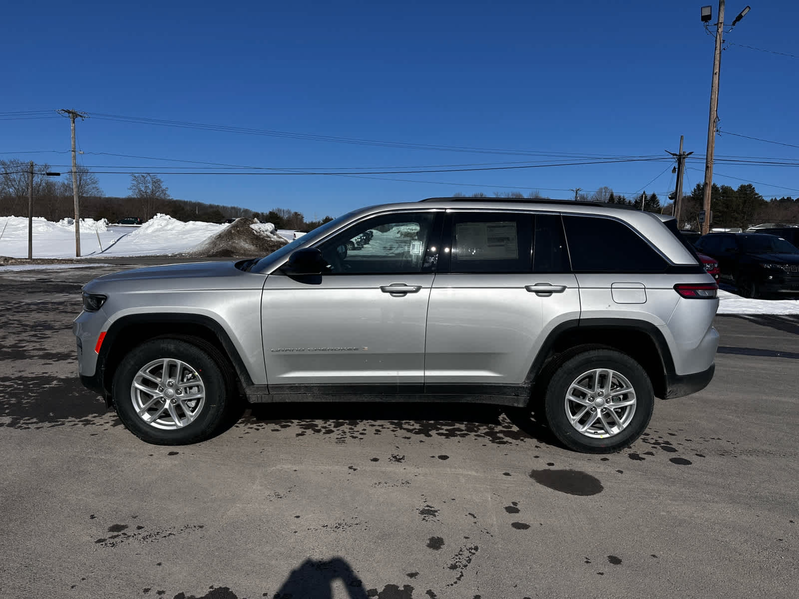 2026 Jeep Grand Cherokee GRAND CHEROKEE LAREDO 4X4