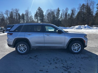 2026 Jeep Grand Cherokee GRAND CHEROKEE LAREDO 4X4