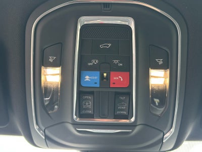 2026 Jeep Grand Cherokee GRAND CHEROKEE LAREDO X 4X4