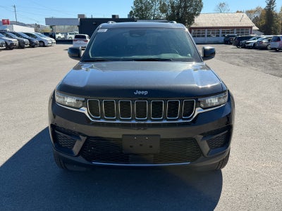 2027 Jeep Grand Cherokee GRAND CHEROKEE LAREDO X 4X4