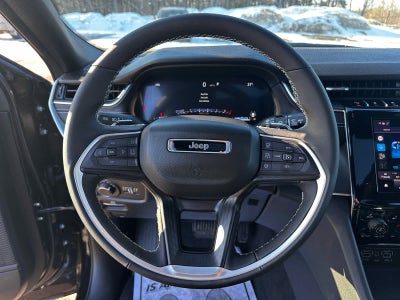 2025 Jeep Grand Cherokee GRAND CHEROKEE LAREDO X 4X4