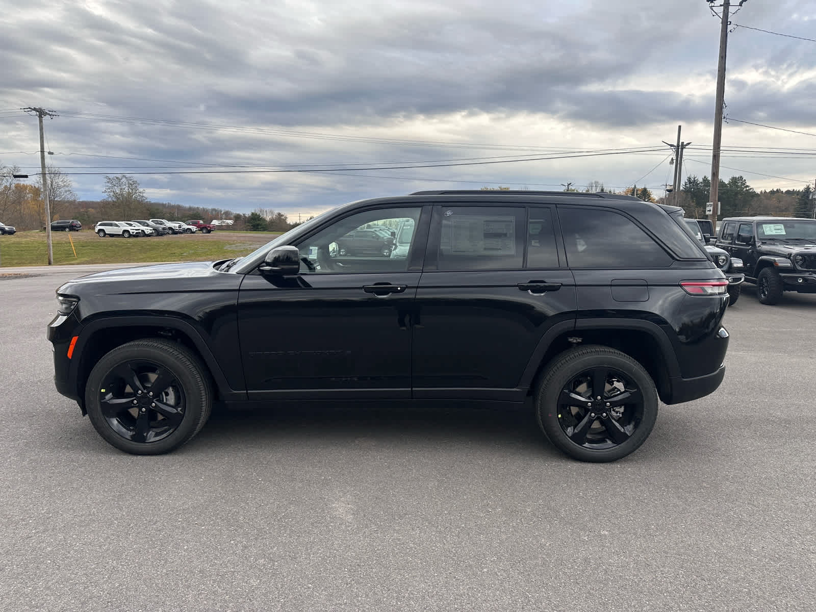 2025 Jeep Grand Cherokee GRAND CHEROKEE ALTITUDE X 4X4