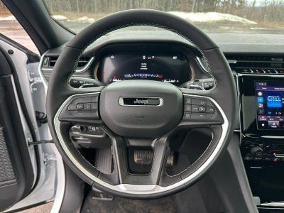 2026 Jeep Grand Cherokee GRAND CHEROKEE LAREDO X 4X4