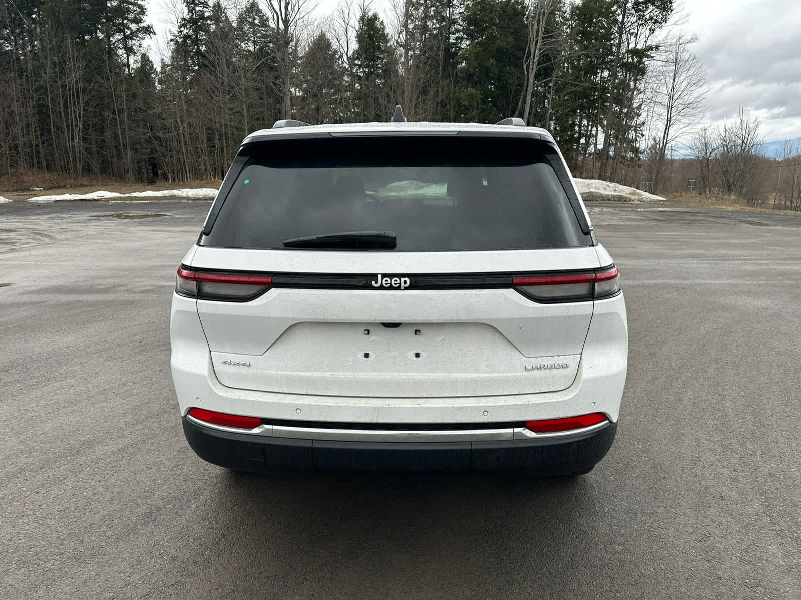 2026 Jeep Grand Cherokee GRAND CHEROKEE LAREDO X 4X4