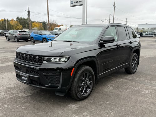 2027 Jeep Grand Cherokee GRAND CHEROKEE LAREDO ALTITUDE 4X4