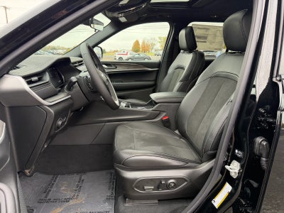 2027 Jeep Grand Cherokee GRAND CHEROKEE LAREDO ALTITUDE 4X4