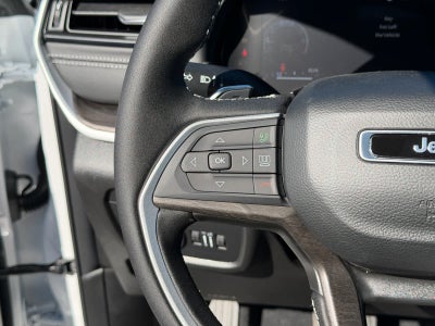 2027 Jeep Grand Cherokee GRAND CHEROKEE LAREDO ALTITUDE 4X4