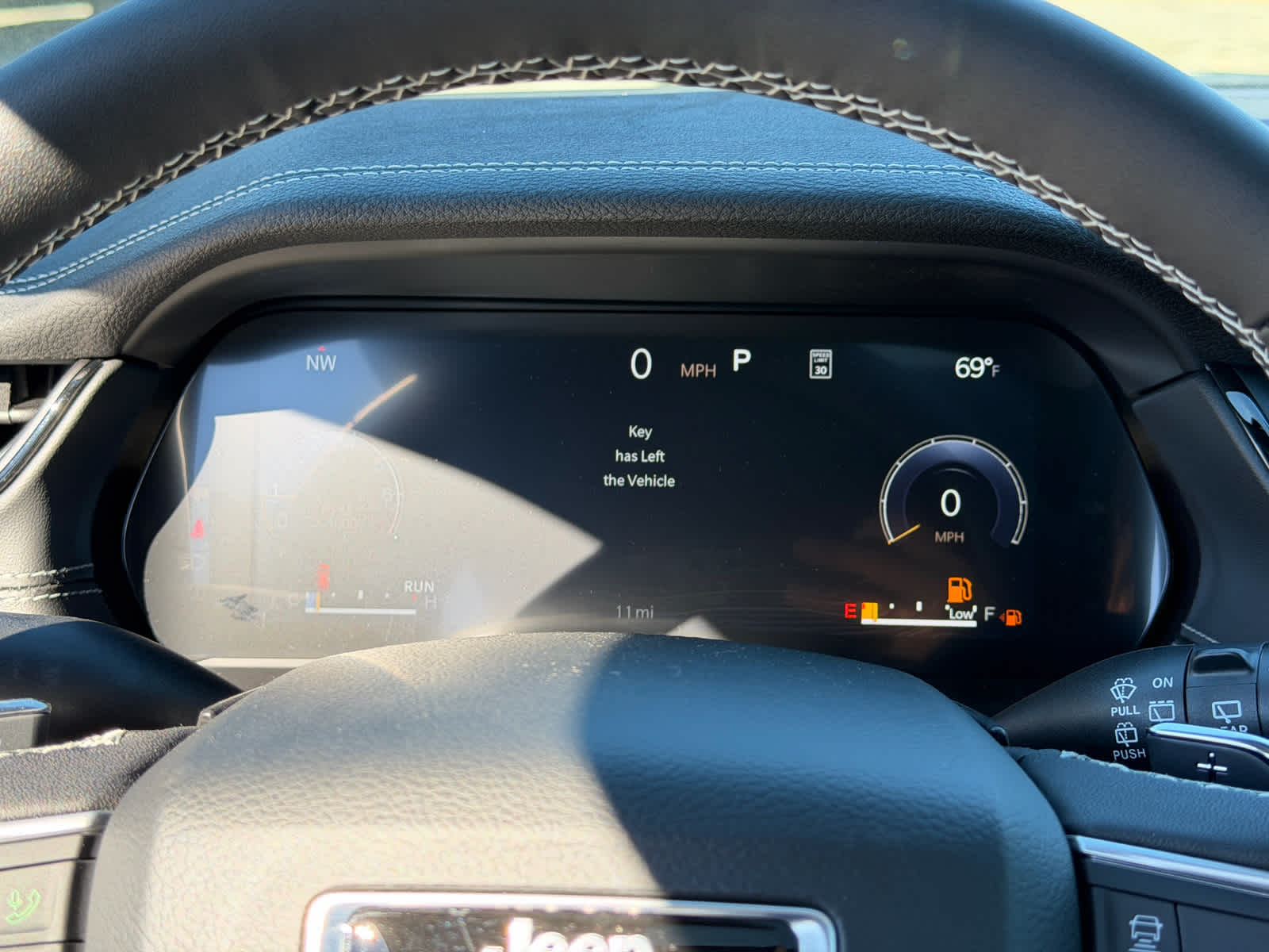 2027 Jeep Grand Cherokee GRAND CHEROKEE LAREDO ALTITUDE 4X4