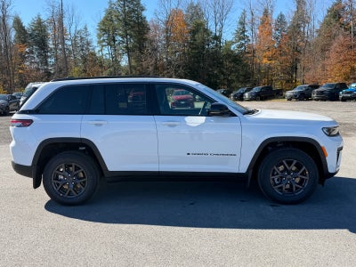 2027 Jeep Grand Cherokee GRAND CHEROKEE LAREDO ALTITUDE 4X4