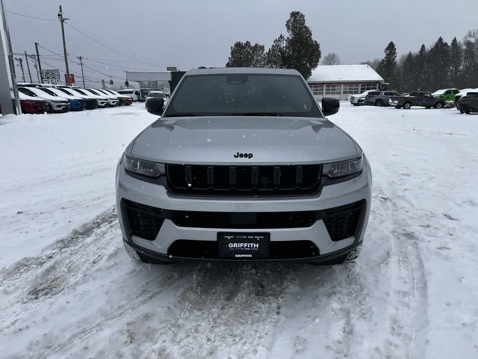 2026 Jeep Grand Cherokee GRAND CHEROKEE LAREDO ALTITUDE 4X4