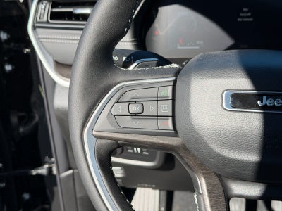 2027 Jeep Grand Cherokee GRAND CHEROKEE LAREDO ALTITUDE 4X4
