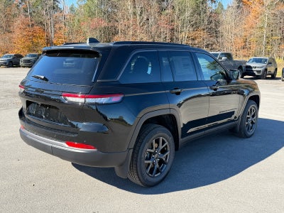 2027 Jeep Grand Cherokee GRAND CHEROKEE LAREDO ALTITUDE 4X4