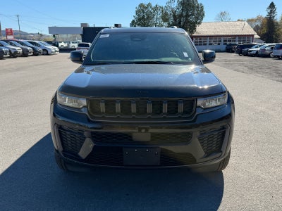 2027 Jeep Grand Cherokee GRAND CHEROKEE LAREDO ALTITUDE 4X4