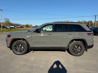 2027 Jeep Grand Cherokee GRAND CHEROKEE LAREDO ALTITUDE 4X4