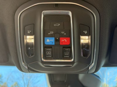 2027 Jeep Grand Cherokee GRAND CHEROKEE LAREDO ALTITUDE 4X4