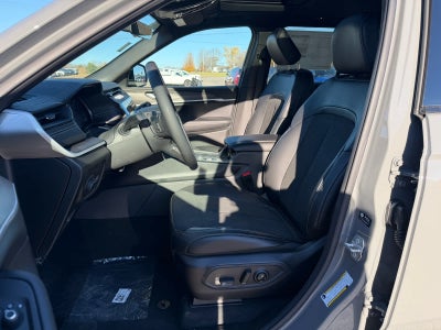 2027 Jeep Grand Cherokee GRAND CHEROKEE LAREDO ALTITUDE 4X4