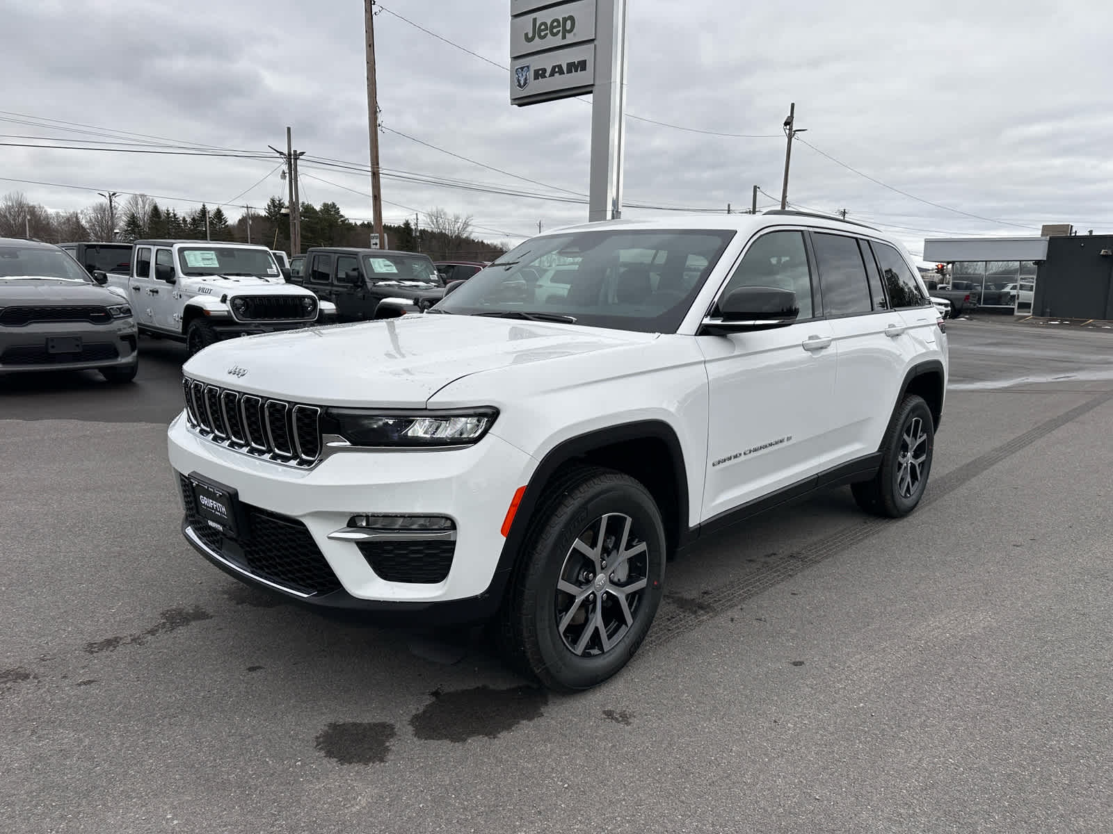 2025 Jeep Grand Cherokee GRAND CHEROKEE LIMITED 4X4
