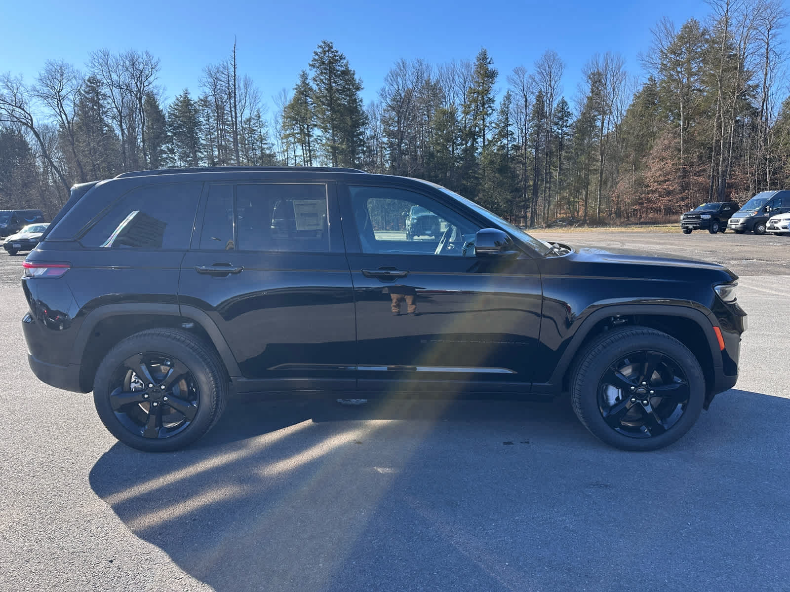 2025 Jeep Grand Cherokee GRAND CHEROKEE LIMITED 4X4