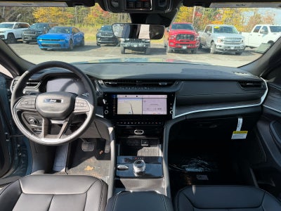 2027 Jeep Grand Cherokee GRAND CHEROKEE LIMITED 4X4