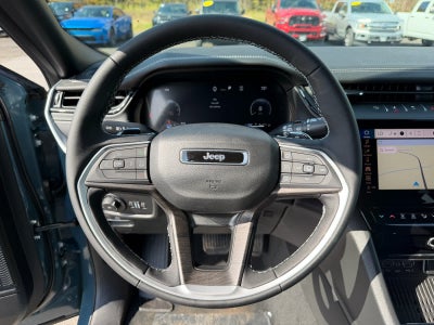 2027 Jeep Grand Cherokee GRAND CHEROKEE LIMITED 4X4