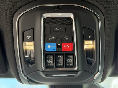 2027 Jeep Grand Cherokee GRAND CHEROKEE LIMITED 4X4