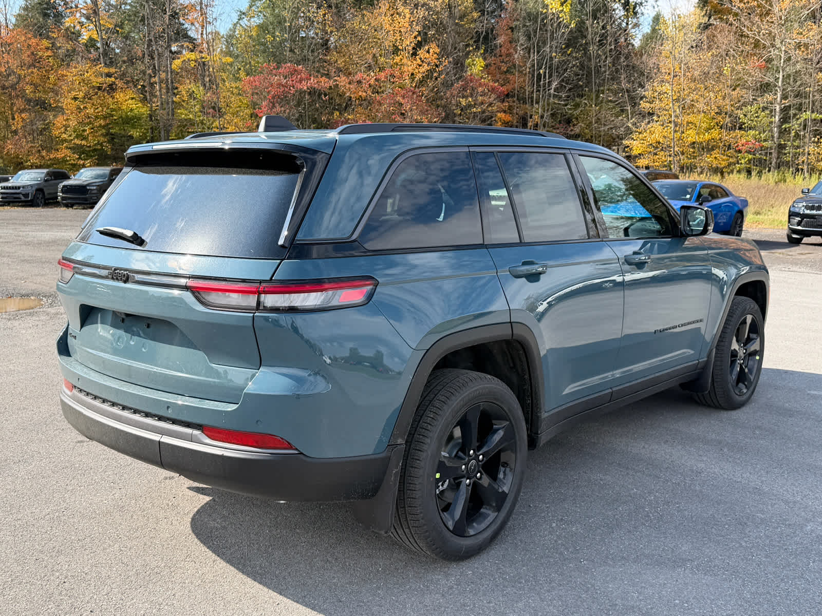 2027 Jeep Grand Cherokee GRAND CHEROKEE LIMITED 4X4