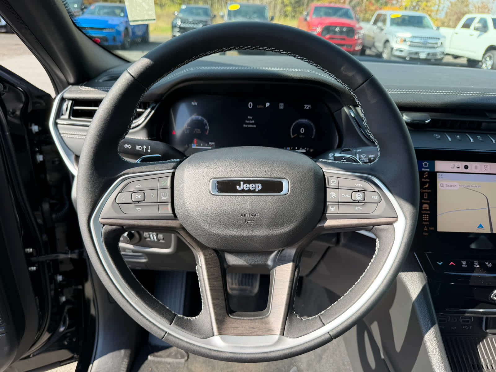 2027 Jeep Grand Cherokee GRAND CHEROKEE LIMITED 4X4