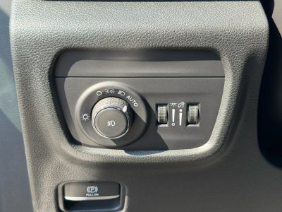 2027 Jeep Grand Cherokee GRAND CHEROKEE LIMITED 4X4