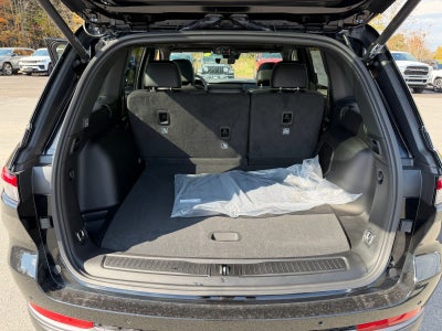 2027 Jeep Grand Cherokee GRAND CHEROKEE LIMITED 4X4