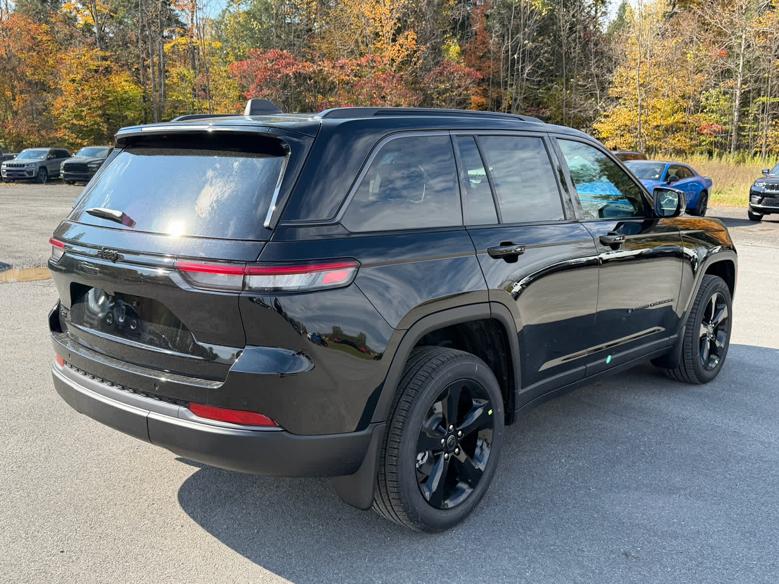 2027 Jeep Grand Cherokee GRAND CHEROKEE LIMITED 4X4