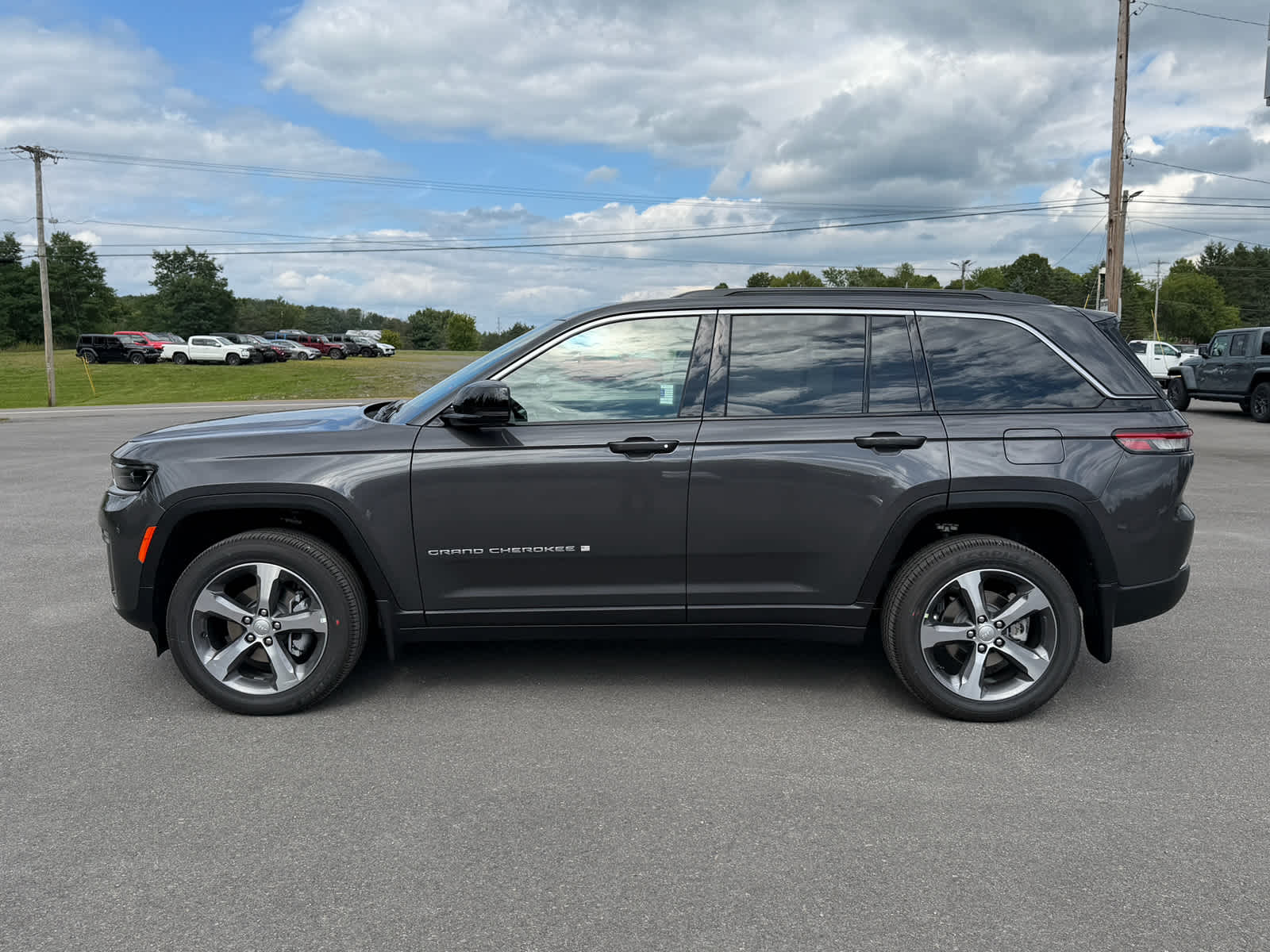 2026 Jeep Grand Cherokee GRAND CHEROKEE LIMITED 4X4