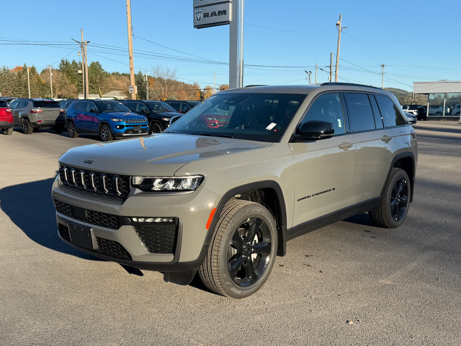 2027 Jeep Grand Cherokee GRAND CHEROKEE LIMITED 4X4