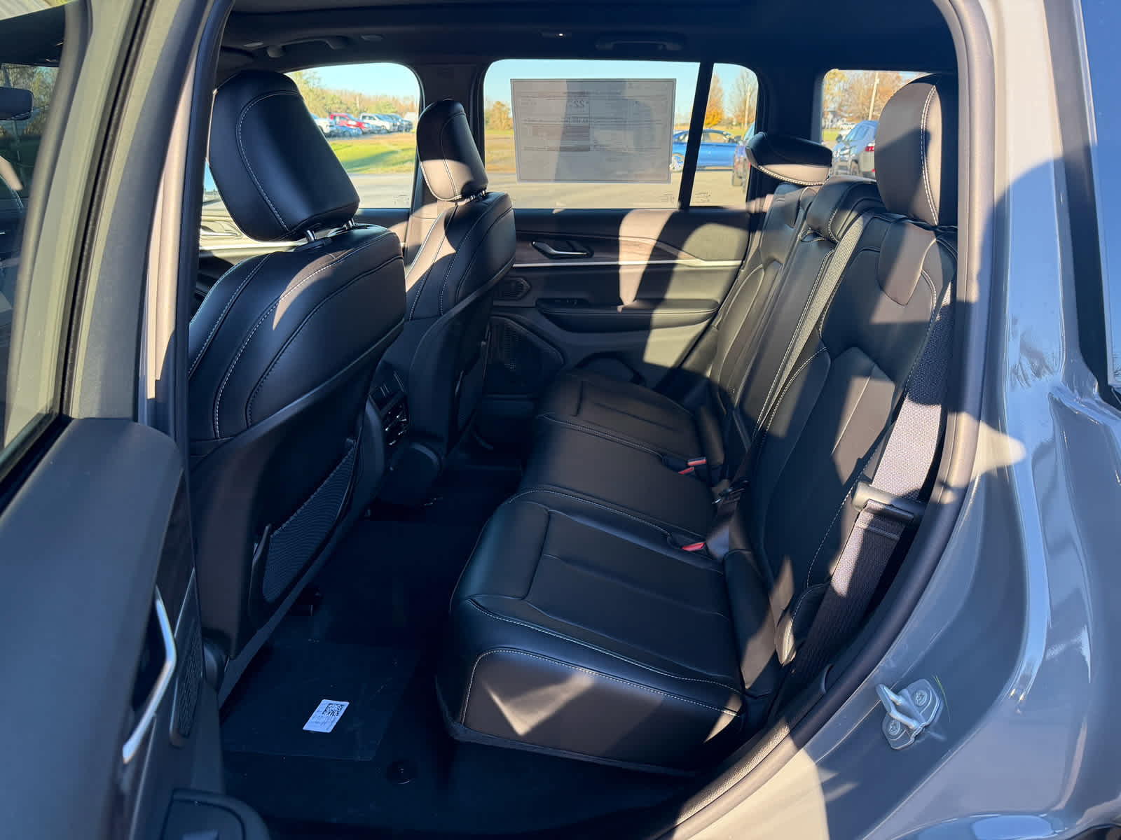 2027 Jeep Grand Cherokee GRAND CHEROKEE LIMITED 4X4