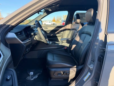 2027 Jeep Grand Cherokee GRAND CHEROKEE LIMITED 4X4