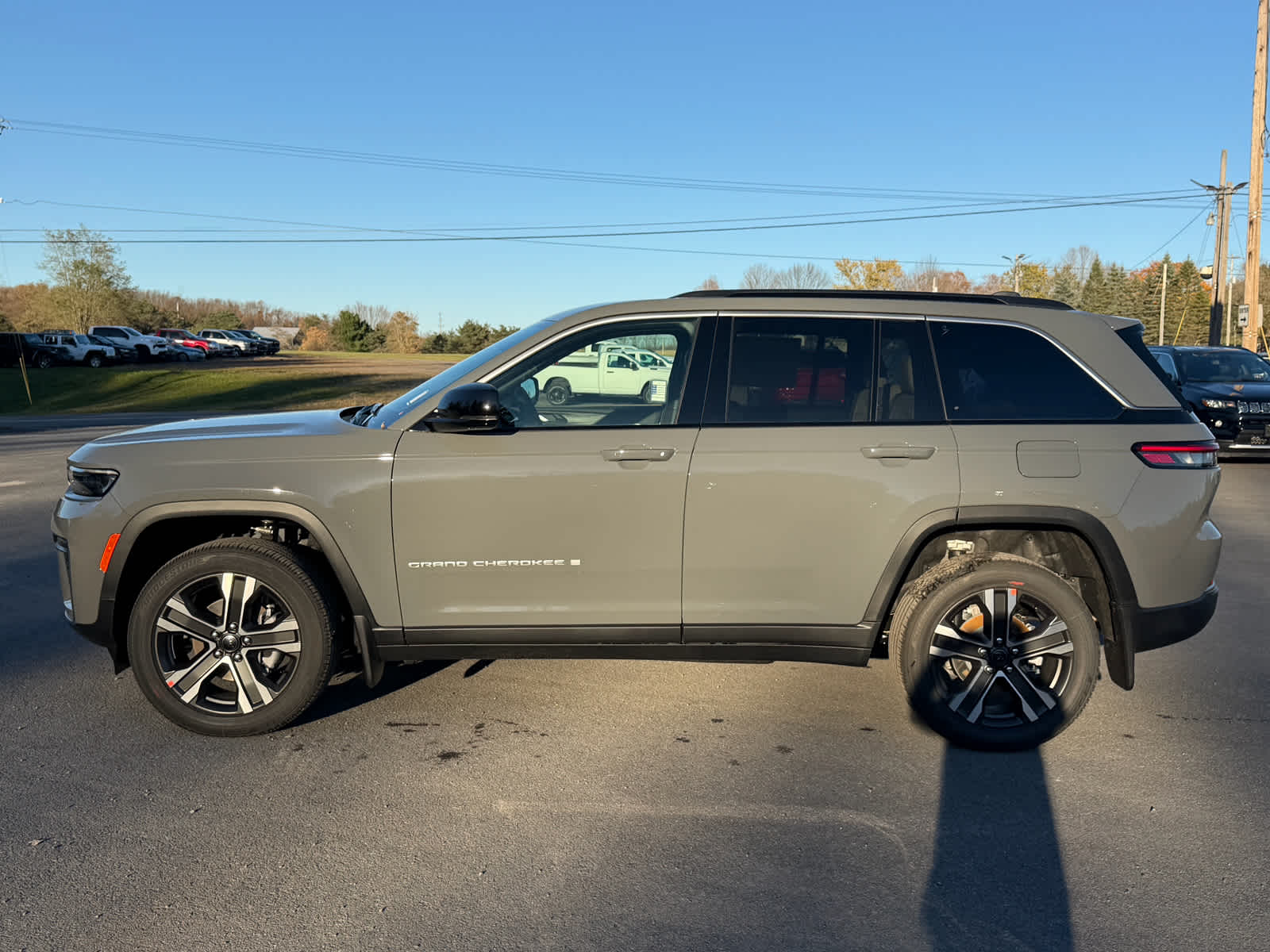 2027 Jeep Grand Cherokee GRAND CHEROKEE LIMITED 4X4