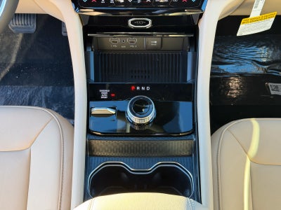 2027 Jeep Grand Cherokee GRAND CHEROKEE LIMITED 4X4