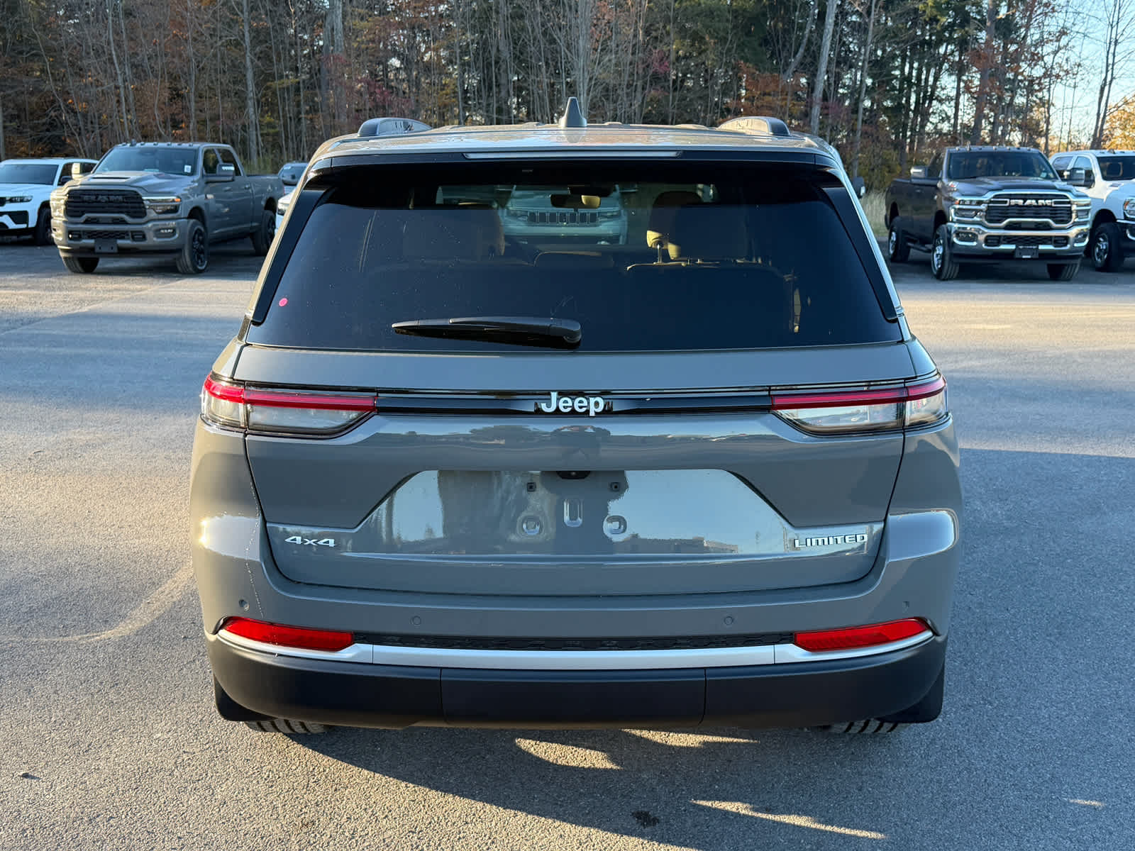 2027 Jeep Grand Cherokee GRAND CHEROKEE LIMITED 4X4