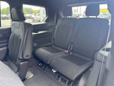 2025 Jeep Grand Cherokee GRAND CHEROKEE L LAREDO X 4X4