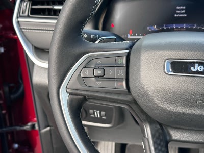 2025 Jeep Grand Cherokee GRAND CHEROKEE L LAREDO X 4X4