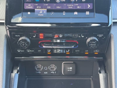 2025 Jeep Grand Cherokee GRAND CHEROKEE L LAREDO X 4X4