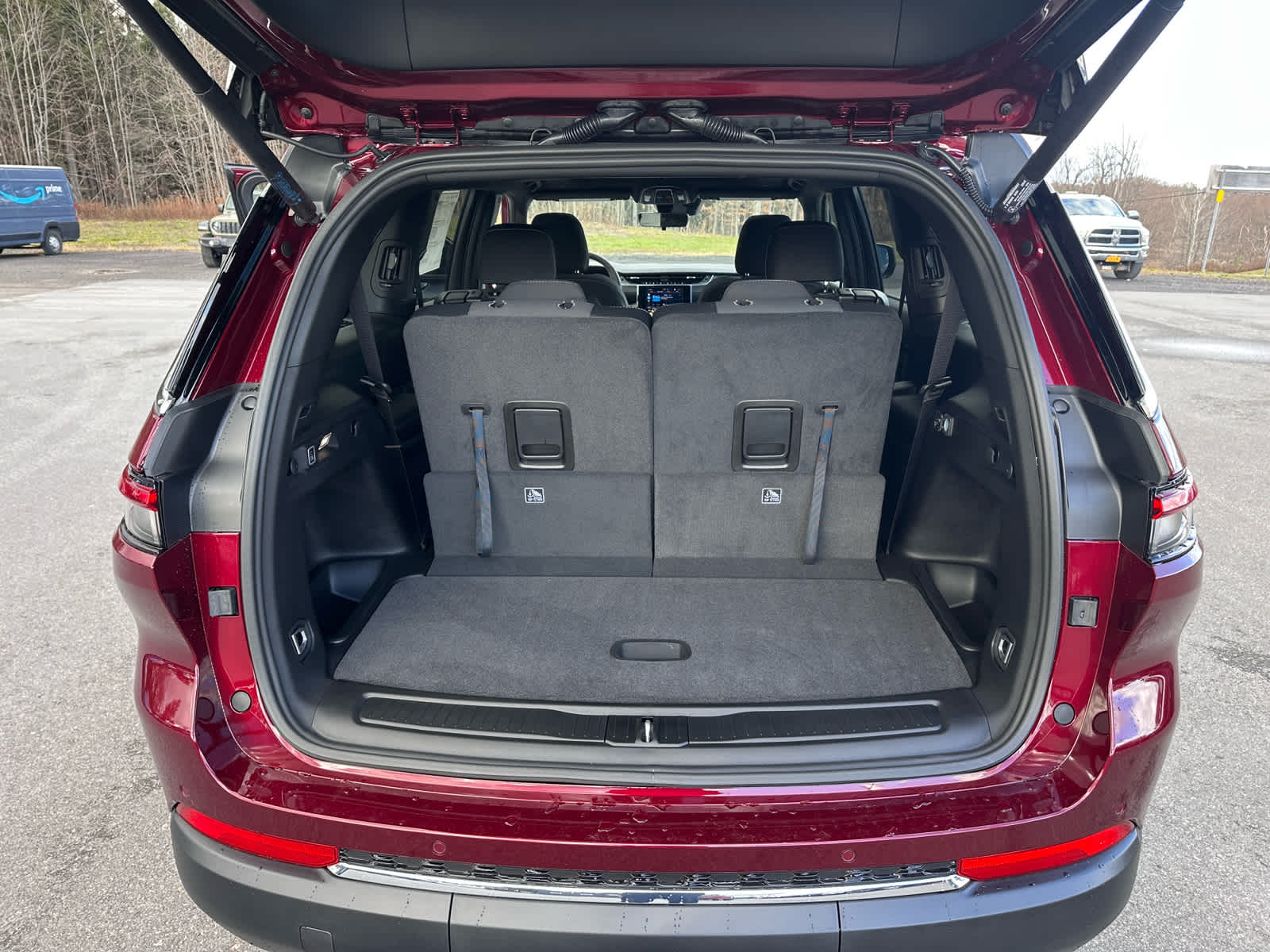 2025 Jeep Grand Cherokee GRAND CHEROKEE L LAREDO X 4X4