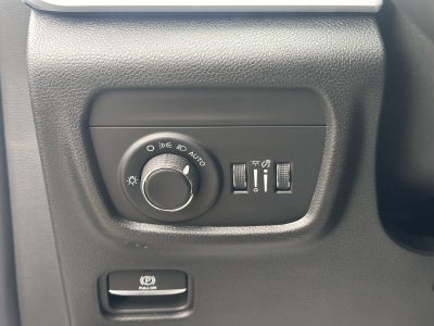 2025 Jeep Grand Cherokee GRAND CHEROKEE L LAREDO X 4X4